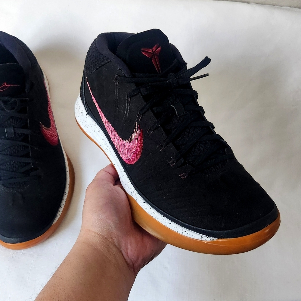 Nike Kobe A.D. Mens SZ 11.5 92248-006 Black Sail Gum Pink Athletic Sneakers Rare